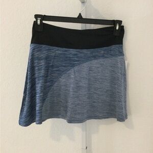 Nine West Active Skort with attached biker style short Woman’s size L